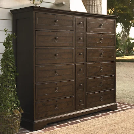 Bubba's Chest with 14 Drawers